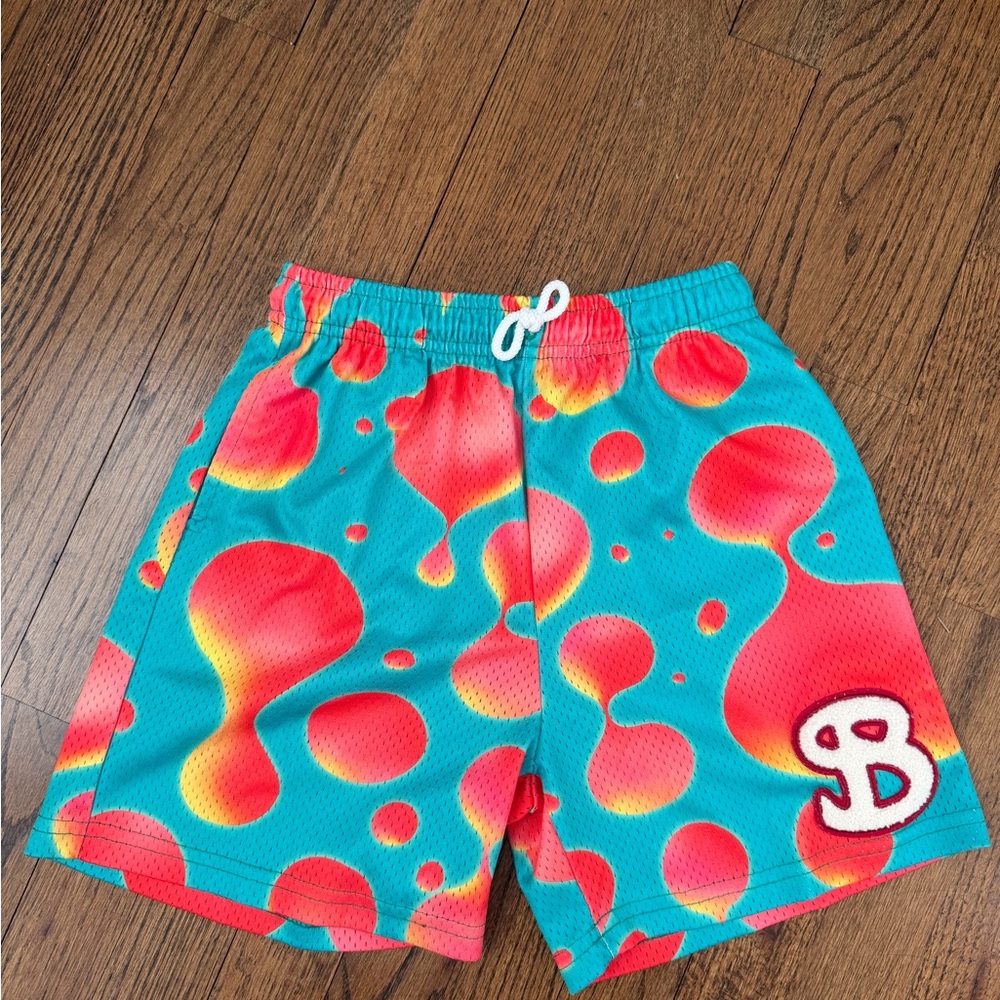 BKTSQD BOYS BASKETBALL Shorts with Bold Pattern